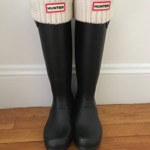 Matte black tall Hunter rain boots